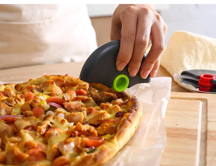 SliceMaster™ Ultimate Pizza Cutter